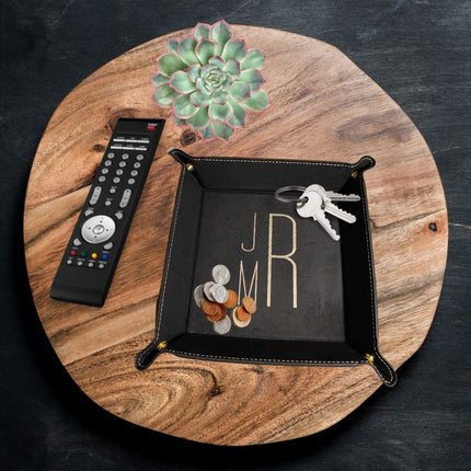 Personalized Leather Mens Valet Tray, Custom Initials Name Catch All Tray, Engraved EDC Tray, Coin Storage Tray, Dad Gift, Father’s Day Gift